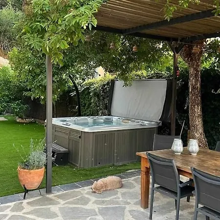 Villa - Casco Antiguo De - Piscina Y Jardin