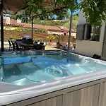 - Casco Antiguo De - Piscina Y Jardin *