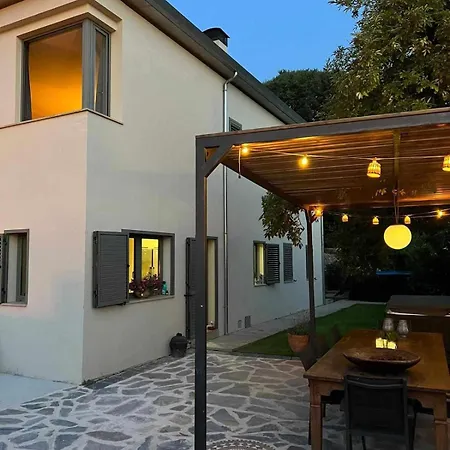 - Casco Antiguo De - Piscina Y Jardin