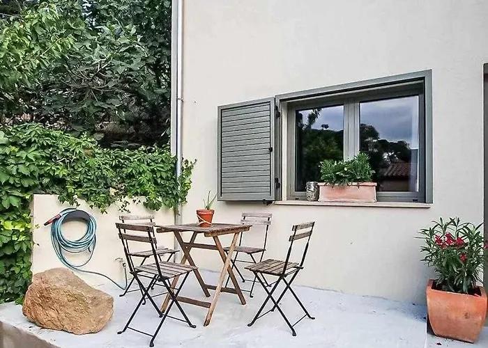 Villa - Casco Antiguo De - Piscina Y Jardin *