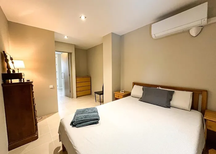 - Casco Antiguo De - Piscina Y Jardin Villa *