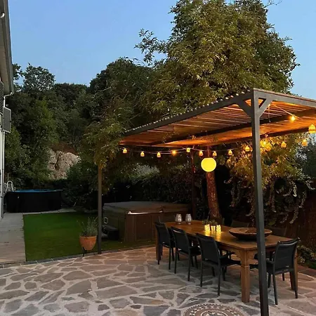 - Casco Antiguo De - Piscina Y Jardin Villa