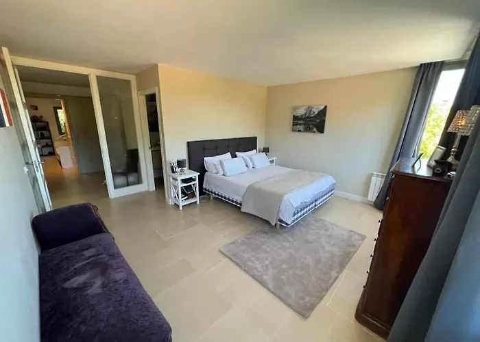 - Casco Antiguo De - Piscina Y Jardin * Girona