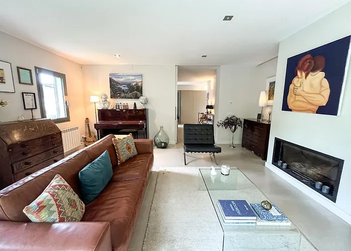 Villa - Casco Antiguo De - Piscina Y Jardin *